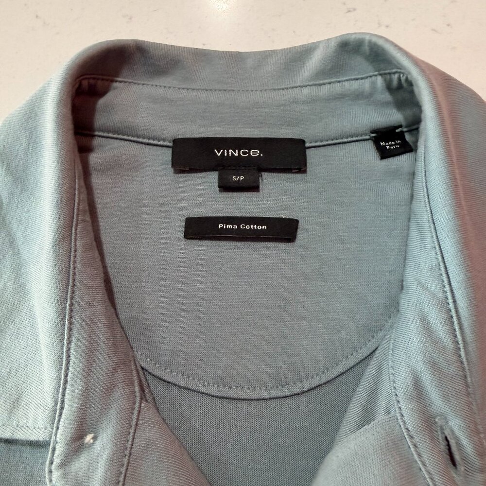 Vince Pima Cotton Short Sleeve Button Up.  Regular Fit